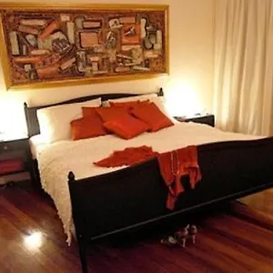 2* Bed and breakfast Casa Amapola Manila